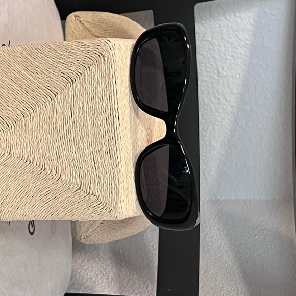 CHRISTIAN DIOR PRE-LOVED AUTHENTIC VINTAGE SIGNATURE TRADEMARK LOGO SUNGLASSES - Picture 17 of 17